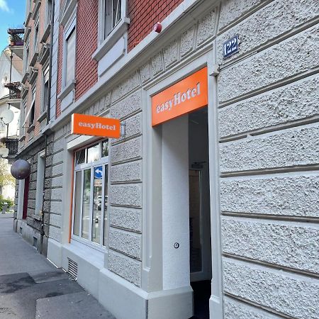 Easyhotel Zuerich Limmatplatz Екстериор снимка