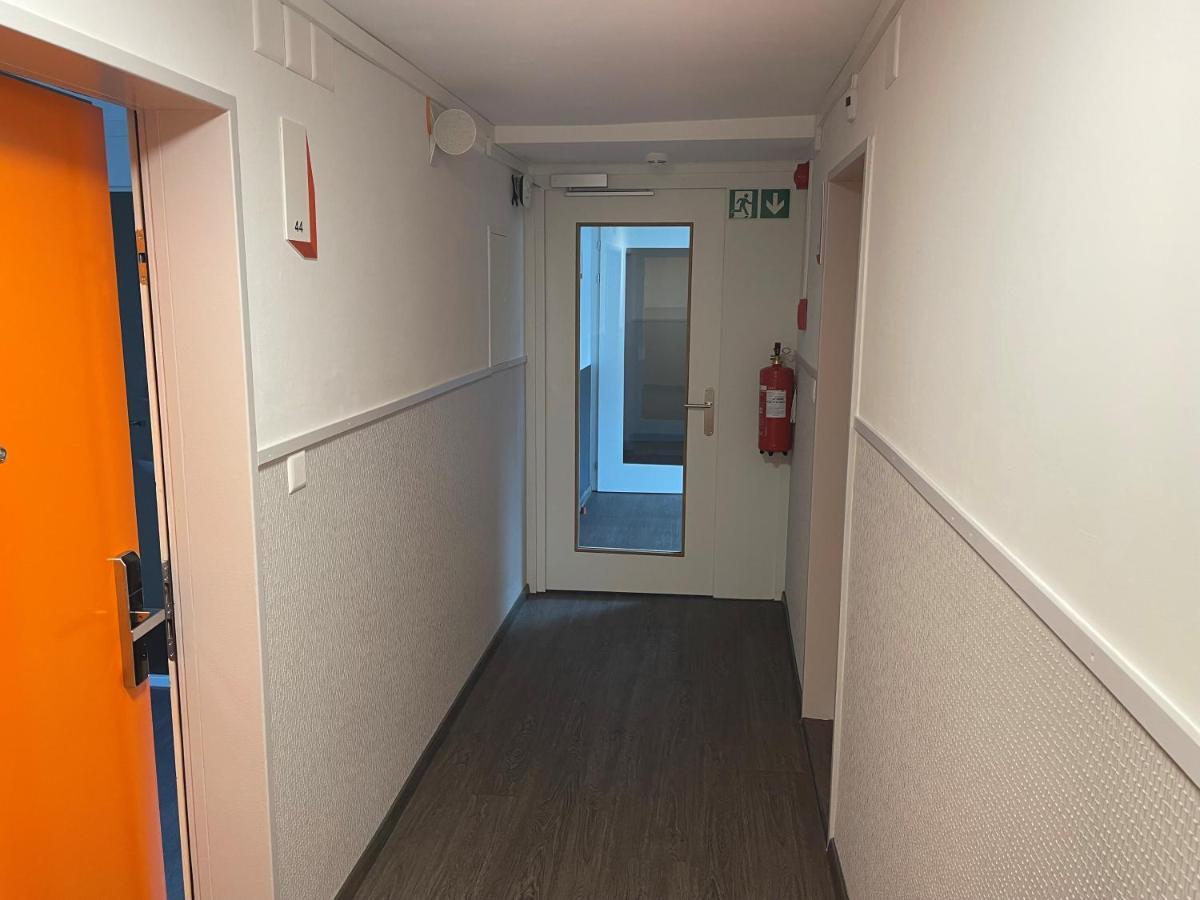 Easyhotel Zuerich Limmatplatz Екстериор снимка