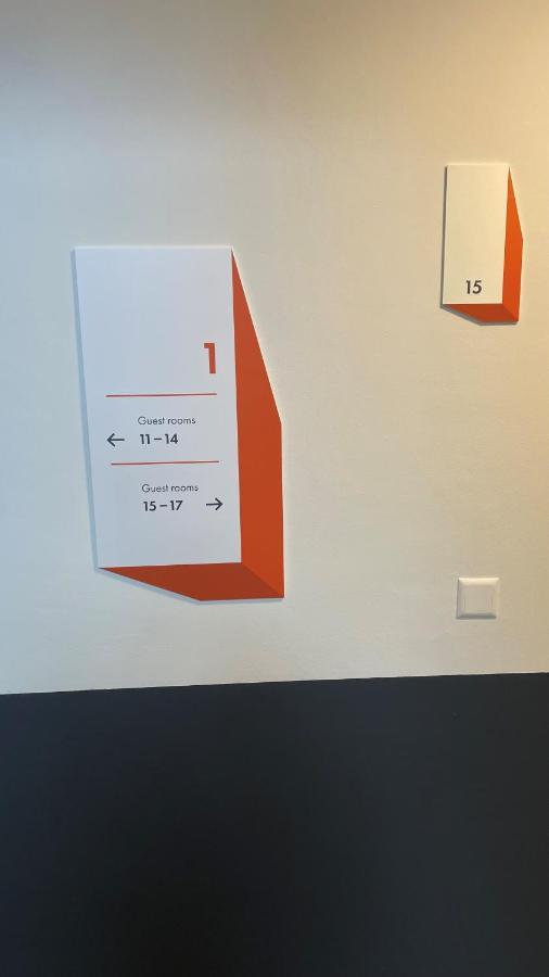 Easyhotel Zuerich Limmatplatz Екстериор снимка